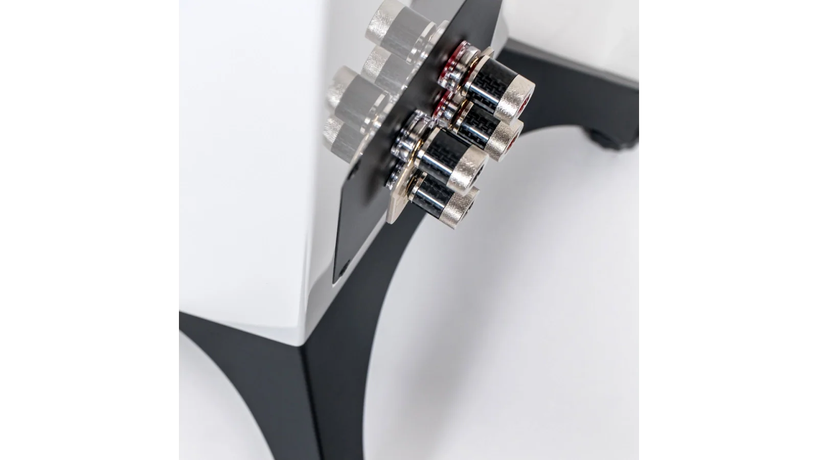 Elac 6